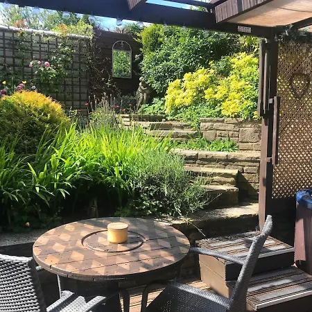 The Granary With Hot Tub - 2 Miles From Skipton Appartement