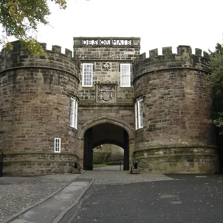 Апартаменты The Granary With Hot Tub - 2 Miles From Skipton