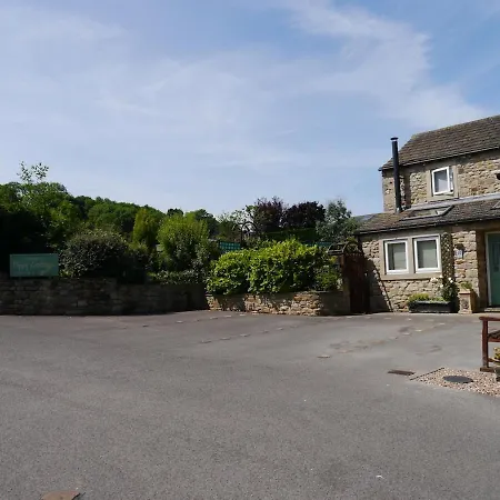 The Granary With Hot Tub - 2 Miles From Skipton * Carleton